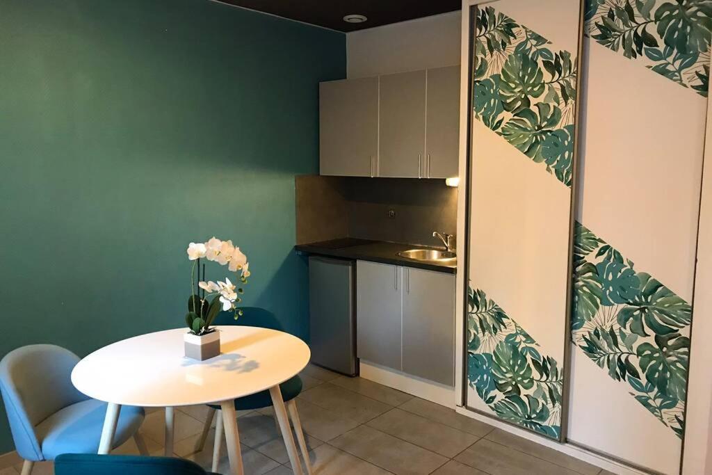 Studio Cocooning A 50 M Du Port, Classe 1 Etoile Cassis Kültér fotó